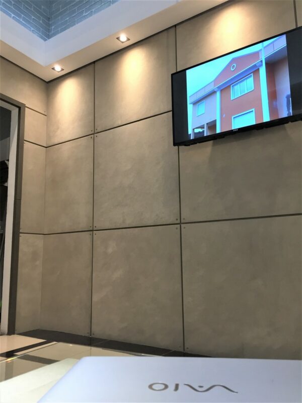 Effetto cemento armato, decorazione pareti con pannelli decorativi beton